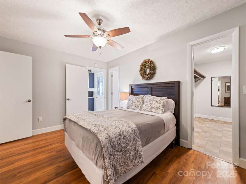 31 West End Circle, Waynesville, NC 28785.  MLS# CAR4200988, YatesRealty ID 18125. Primary Bedroom