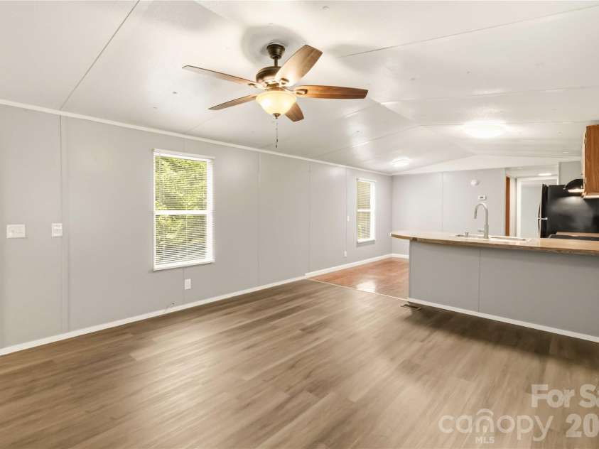 696 Kenwood Lane, Rock Hill, SC 29730.  MLS# CAR4377248, YatesRealty ID 18125. 
