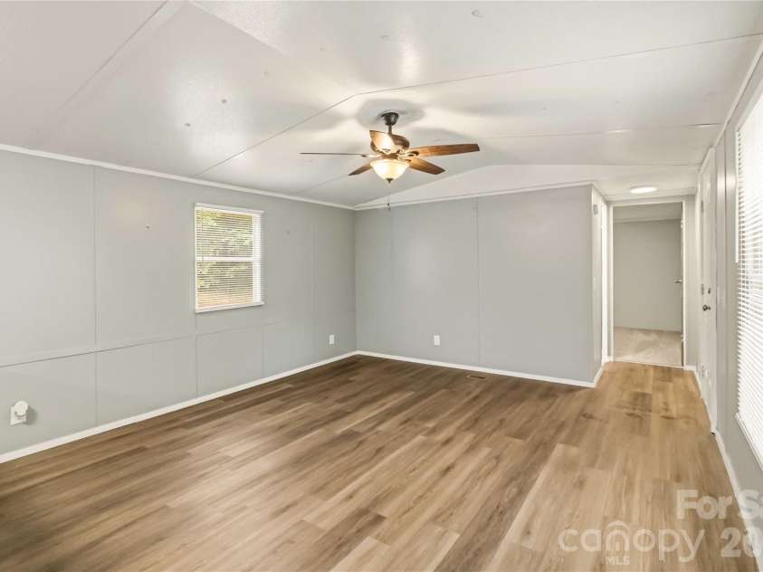 696 Kenwood Lane, Rock Hill, SC 29730.  MLS# CAR4377248, YatesRealty ID 18125. 