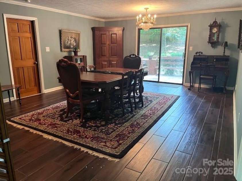 231 Davis Drive, Morganton, NC 28655.  MLS# CAR4254261, YatesRealty ID 18127. 