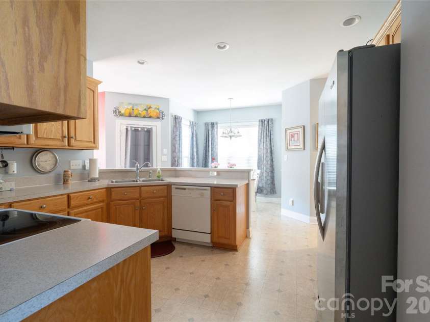 7008 Brett Drive, Monroe, NC 28110.  MLS# CAR4368447, YatesRealty ID 18129. 