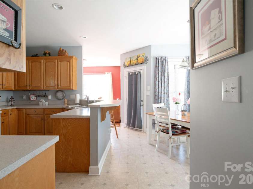 7008 Brett Drive, Monroe, NC 28110.  MLS# CAR4368447, YatesRealty ID 18129. 