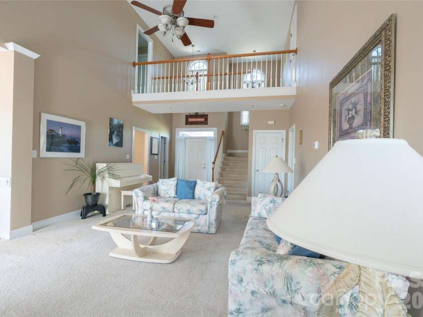7008 Brett Drive, Monroe, NC 28110.  MLS# CAR4368447, YatesRealty ID 18129. Two story Great room