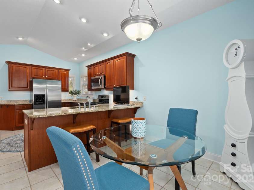 23 Holiday Drive, Arden, NC 28704.  MLS# CAR4312790, YatesRealty ID 1813. Dining/Breakfast/Kitchen