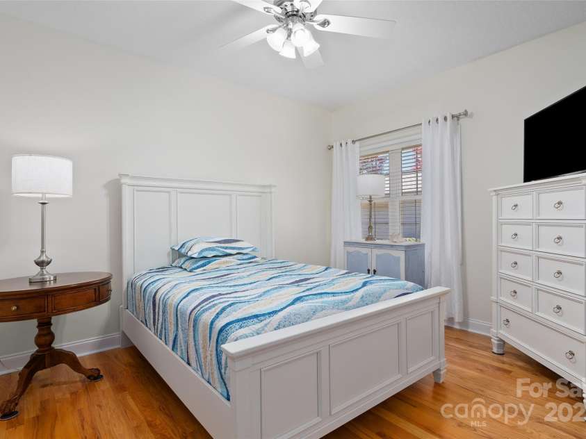 23 Holiday Drive, Arden, NC 28704.  MLS# CAR4312790, YatesRealty ID 1813. Guest Room