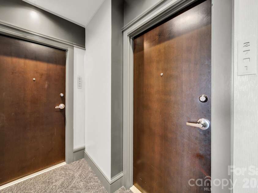 333 Trade Street, Charlotte, NC 28202.  MLS# CAR4405279, YatesRealty ID 1813. 