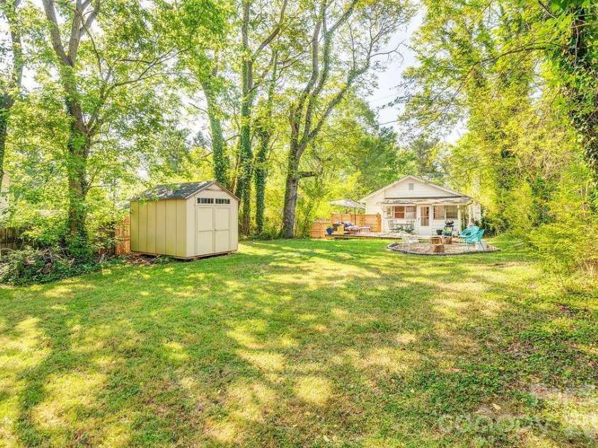 7 Tarpon Avenue, Asheville, NC 28806.  MLS# CAR4371713, YatesRealty ID 18130. 