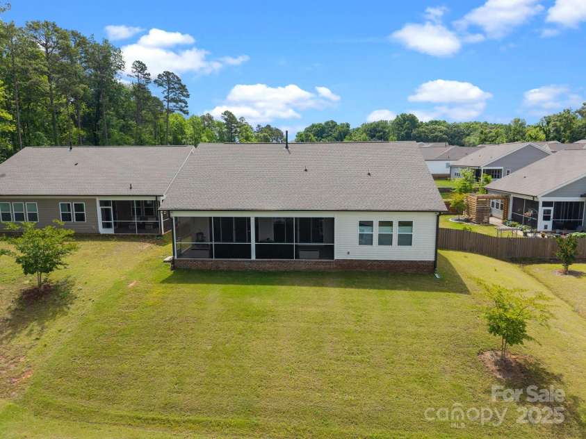315 Skyebrook Lane, Rock Hill, SC 29730.  MLS# CAR4219949, YatesRealty ID 18131. 
