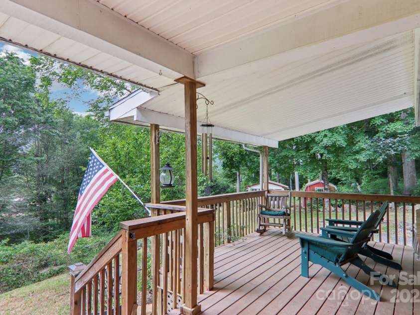 169 Sunshine Cove Road, Waynesville, NC 28785.  MLS# CAR4261350, YatesRealty ID 18133. 