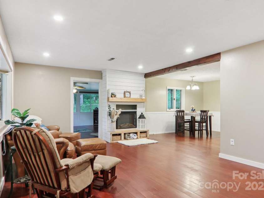 169 Sunshine Cove Road, Waynesville, NC 28785.  MLS# CAR4261350, YatesRealty ID 18133. 