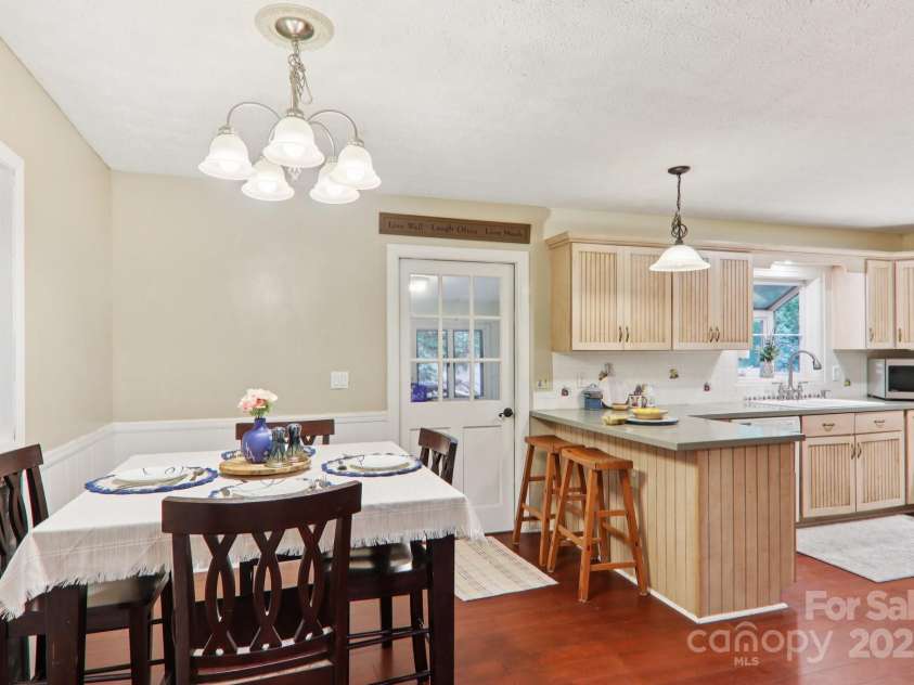 169 Sunshine Cove Road, Waynesville, NC 28785.  MLS# CAR4261350, YatesRealty ID 18133. 