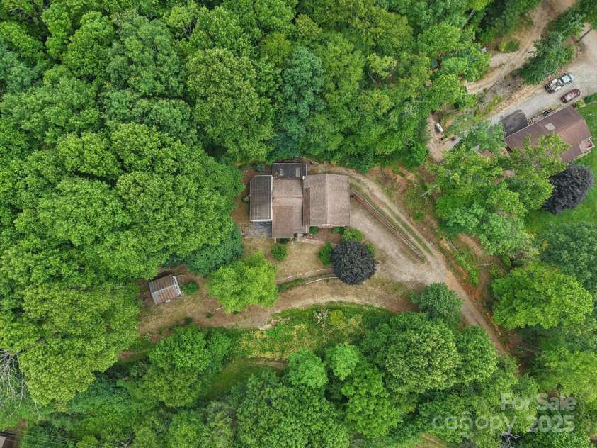 169 Sunshine Cove Road, Waynesville, NC 28785.  MLS# CAR4261350, YatesRealty ID 18133. 