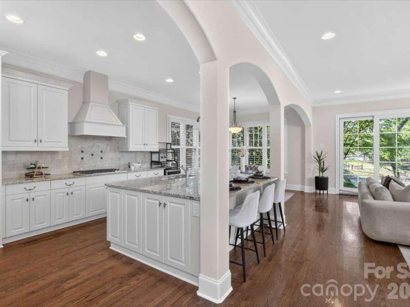 21307 Baltic Drive, Cornelius, NC 28031.  MLS# CAR4369019, YatesRealty ID 18135. 