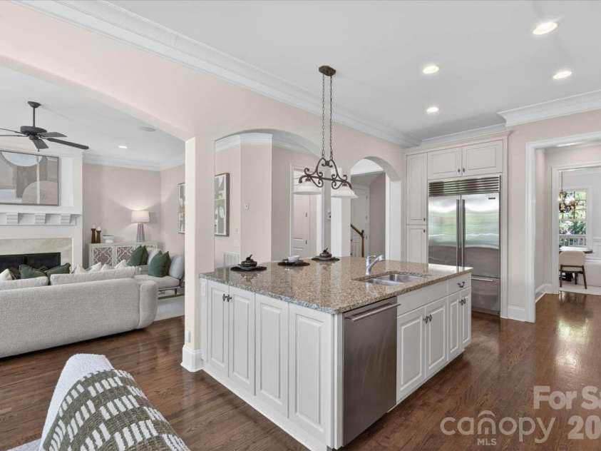 21307 Baltic Drive, Cornelius, NC 28031.  MLS# CAR4369019, YatesRealty ID 18135. 