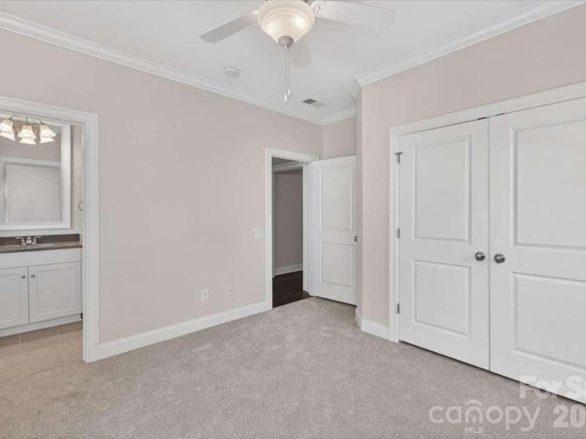 21307 Baltic Drive, Cornelius, NC 28031.  MLS# CAR4369019, YatesRealty ID 18135. 