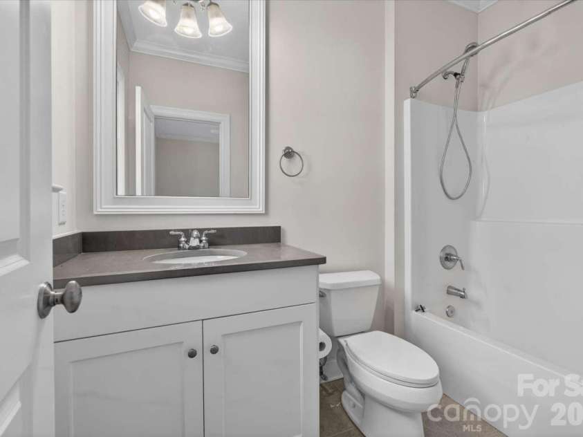 21307 Baltic Drive, Cornelius, NC 28031.  MLS# CAR4369019, YatesRealty ID 18135. 
