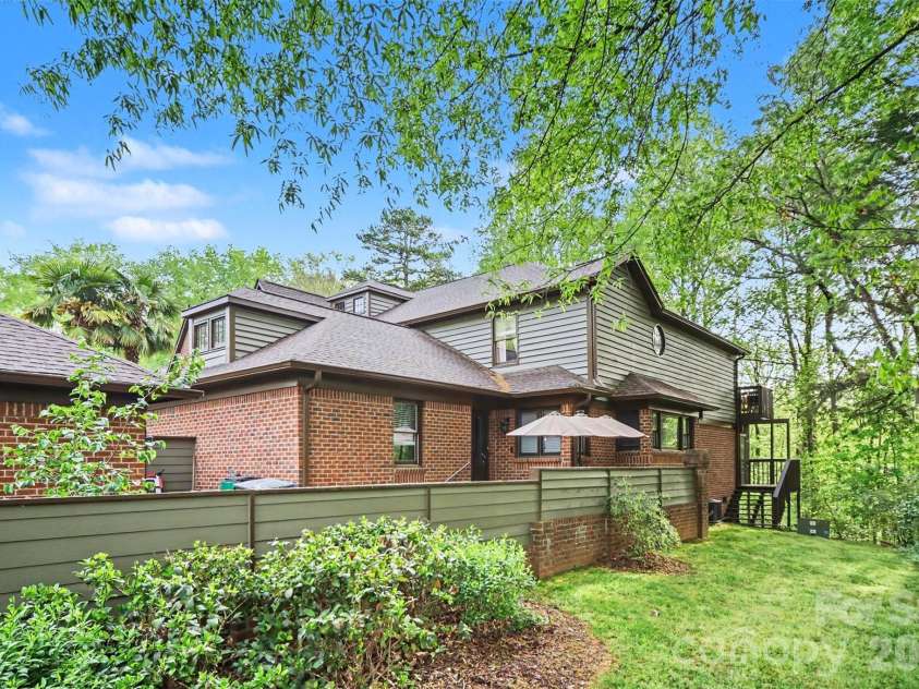7443 Newmans Lane, Charlotte, NC 28270.  MLS# CAR4366781, YatesRealty ID 18137. 
