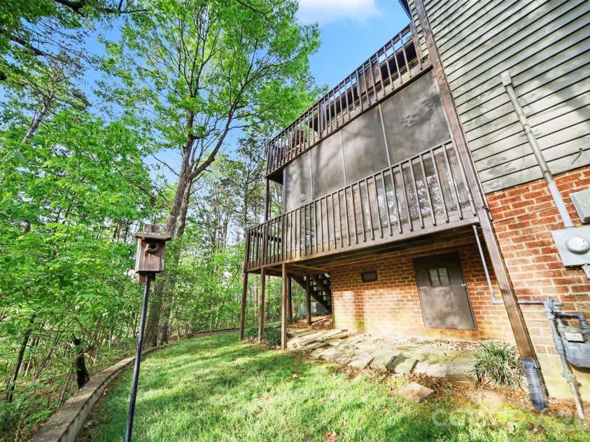 7443 Newmans Lane, Charlotte, NC 28270.  MLS# CAR4366781, YatesRealty ID 18137. 