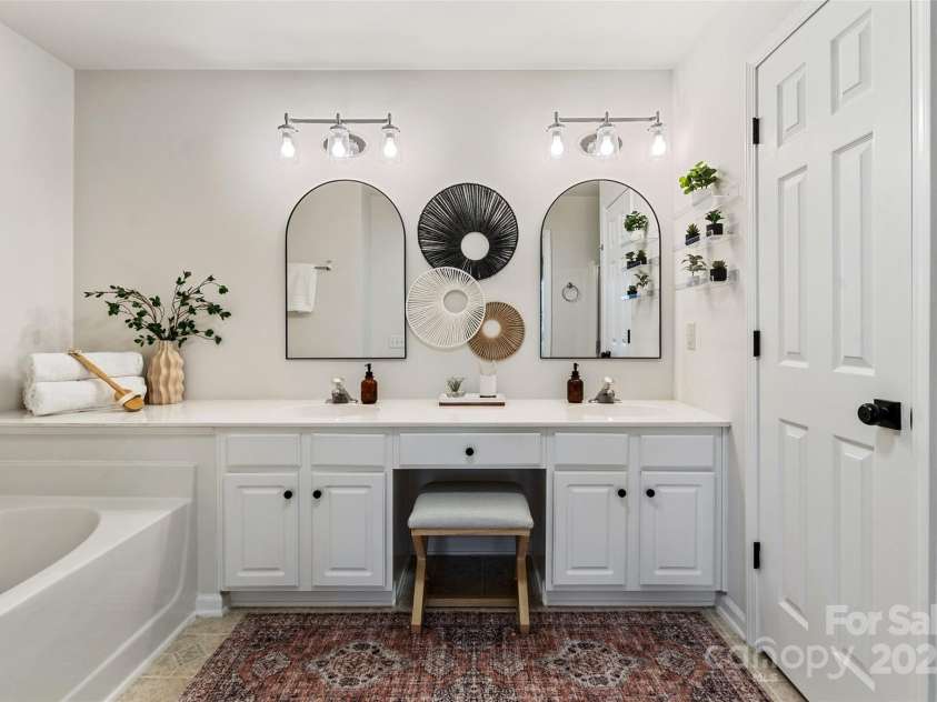 11708 Huxley Road, Charlotte, NC 28277.  MLS# CAR4230744, YatesRealty ID 1814. 