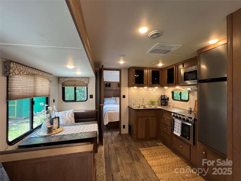 207 Cardinal Drive, New London, NC 28127.  MLS# CAR4268606, YatesRealty ID 18140. 