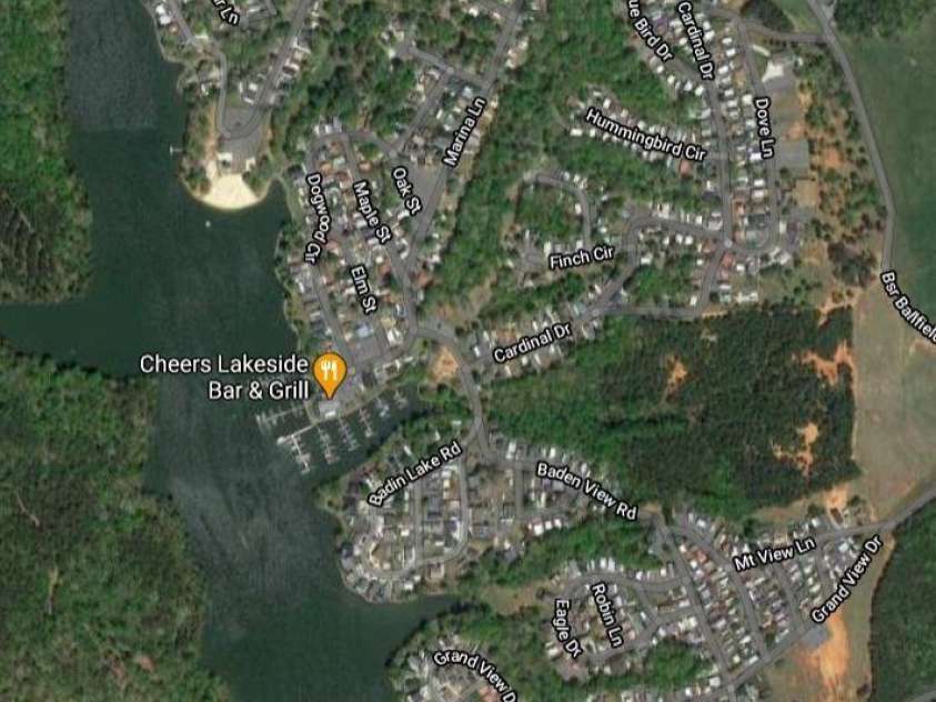 207 Cardinal Drive, New London, NC 28127.  MLS# CAR4268606, YatesRealty ID 18140. 