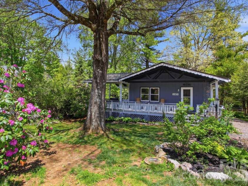 143 Snowshoe Loop, Newland, NC 28657.  MLS# CAR4377052, YatesRealty ID 18141. 