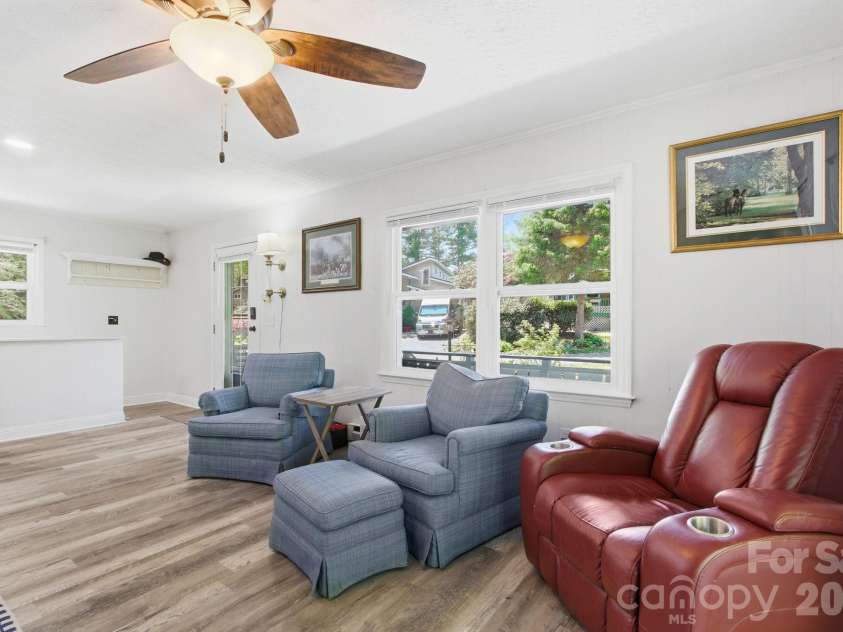 143 Snowshoe Loop, Newland, NC 28657.  MLS# CAR4377052, YatesRealty ID 18141. 