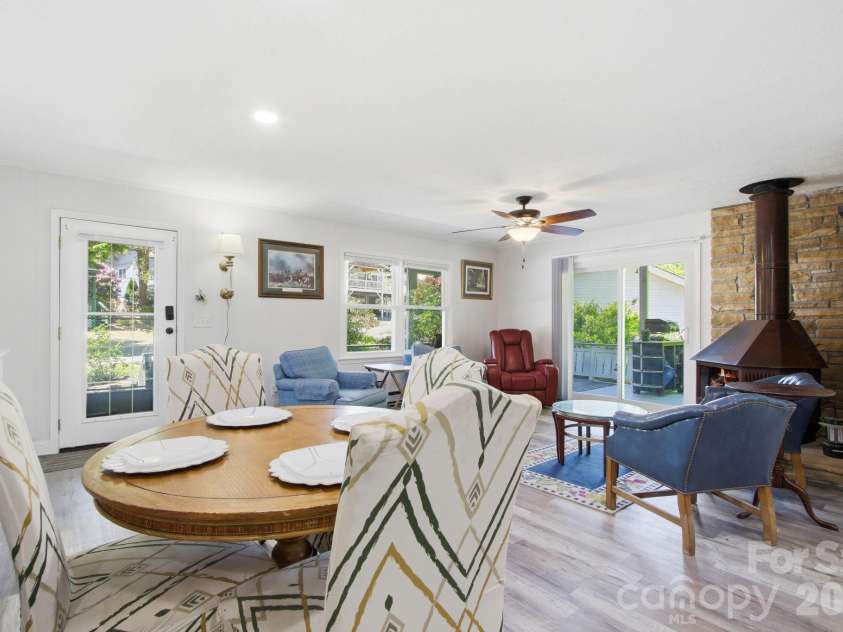 143 Snowshoe Loop, Newland, NC 28657.  MLS# CAR4377052, YatesRealty ID 18141. 