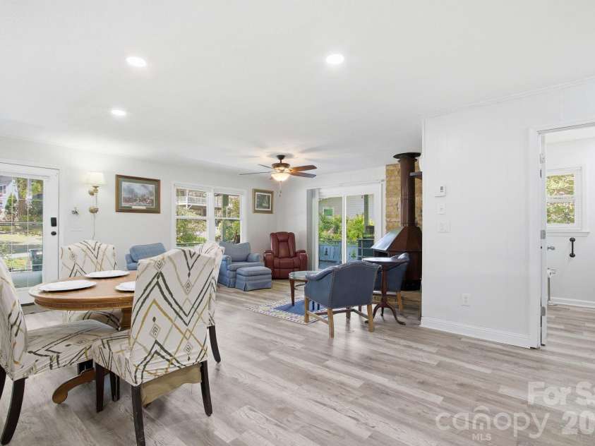 143 Snowshoe Loop, Newland, NC 28657.  MLS# CAR4377052, YatesRealty ID 18141. 