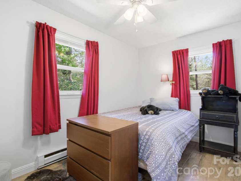 143 Snowshoe Loop, Newland, NC 28657.  MLS# CAR4377052, YatesRealty ID 18141. 