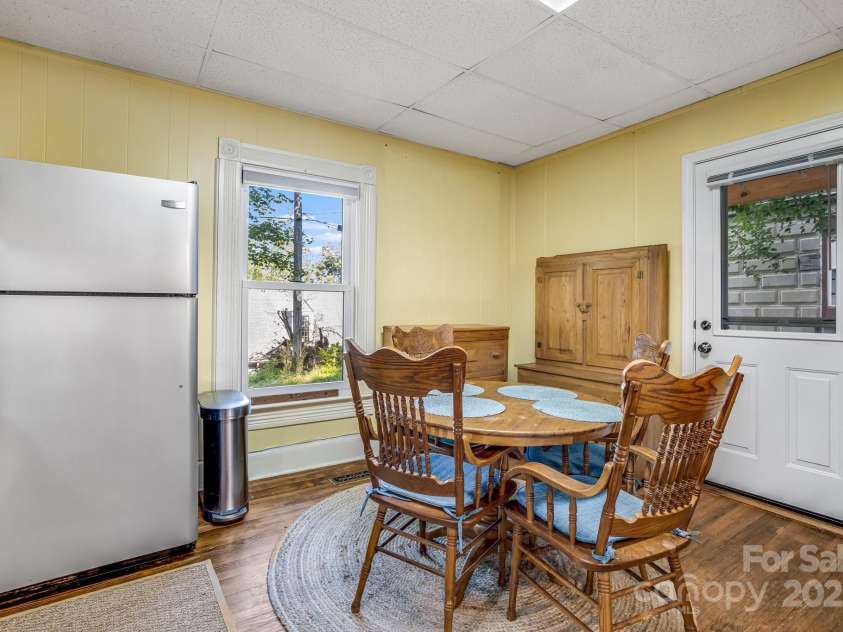 16 Blair Street, Asheville, NC 28801.  MLS# CAR4266656, YatesRealty ID 18141. 