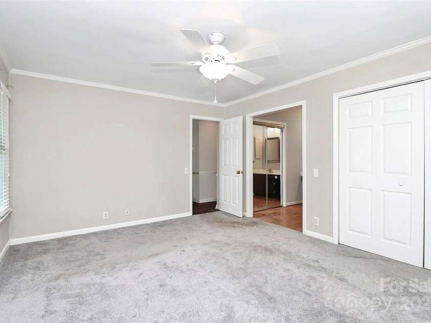 7123 Meeting Street, Charlotte, NC 28210.  MLS# CAR4259461, YatesRealty ID 18142. 