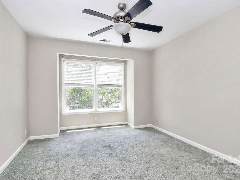 7123 Meeting Street, Charlotte, NC 28210.  MLS# CAR4259461, YatesRealty ID 18142. 