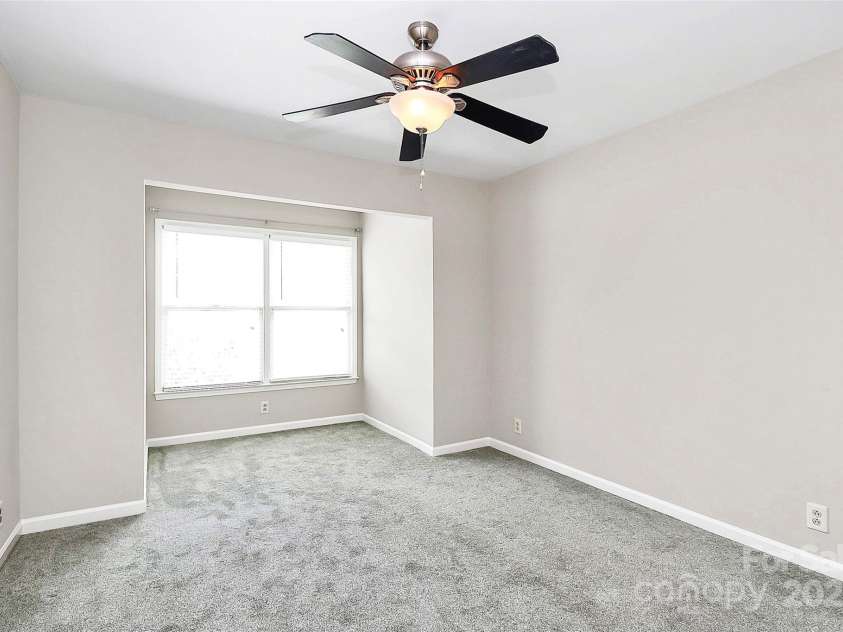 7123 Meeting Street, Charlotte, NC 28210.  MLS# CAR4259461, YatesRealty ID 18142. 