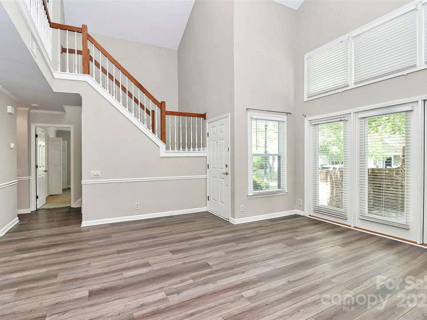 7123 Meeting Street, Charlotte, NC 28210.  MLS# CAR4259461, YatesRealty ID 18142. 