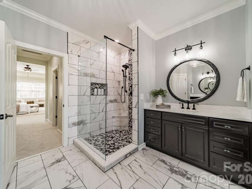 307 Hollister Estates Drive, Waxhaw, NC 28173.  MLS# CAR4359711, YatesRealty ID 18143. 