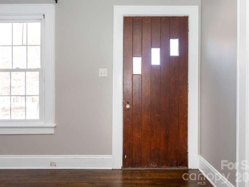 1402 Brantley Road, Kannapolis, NC 28083.  MLS# CAR4320766, YatesRealty ID 18145. 