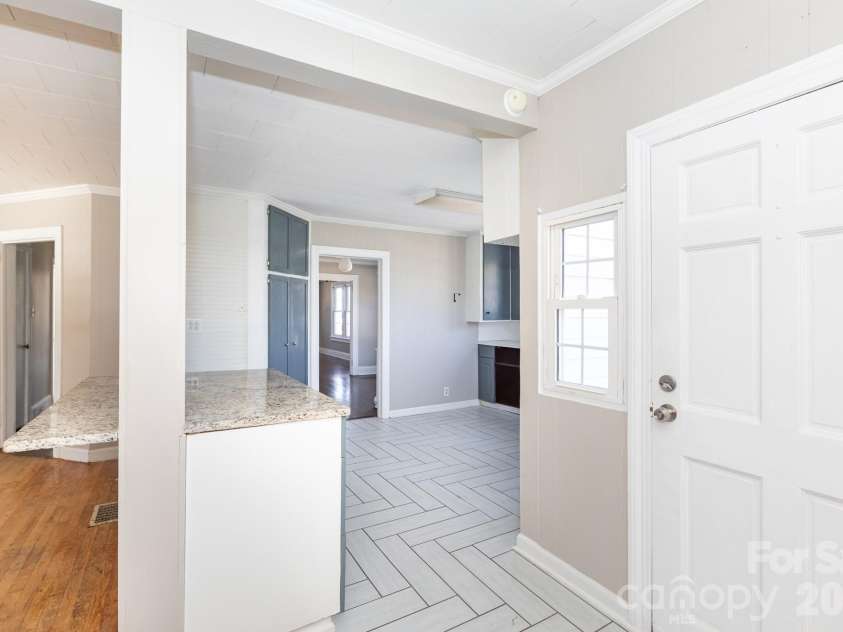 1402 Brantley Road, Kannapolis, NC 28083.  MLS# CAR4320766, YatesRealty ID 18145. 