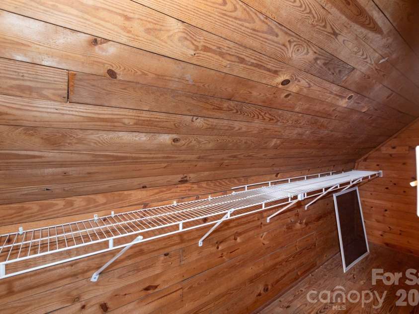 1402 Brantley Road, Kannapolis, NC 28083.  MLS# CAR4320766, YatesRealty ID 18145. Deep Upstairs Closets
