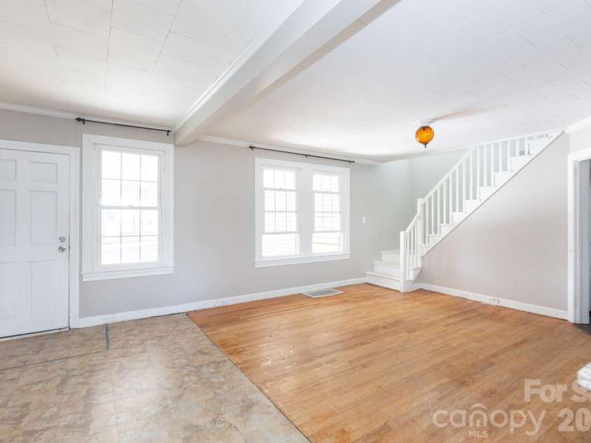 1402 Brantley Road, Kannapolis, NC 28083.  MLS# CAR4320766, YatesRealty ID 18145. Family room