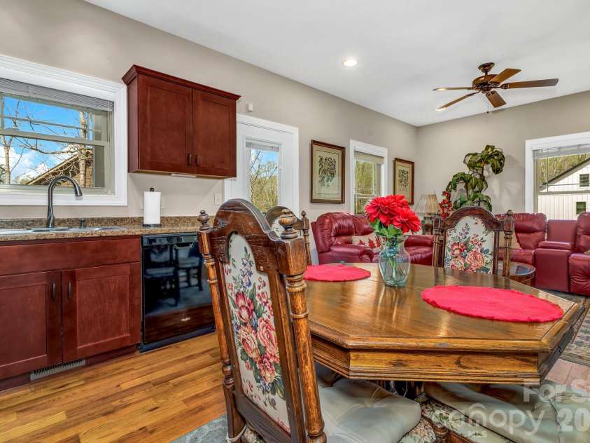 122 Craggy Street, Black Mountain, NC 28711.  MLS# CAR4362771, YatesRealty ID 18146. 