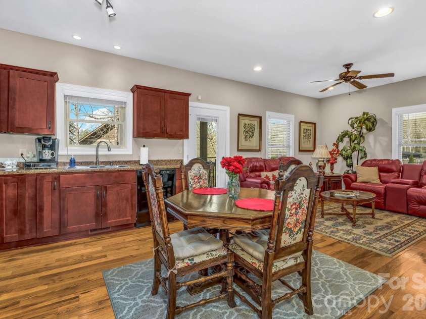 122 Craggy Street, Black Mountain, NC 28711.  MLS# CAR4362771, YatesRealty ID 18146. Spacious Kitchen/dining area