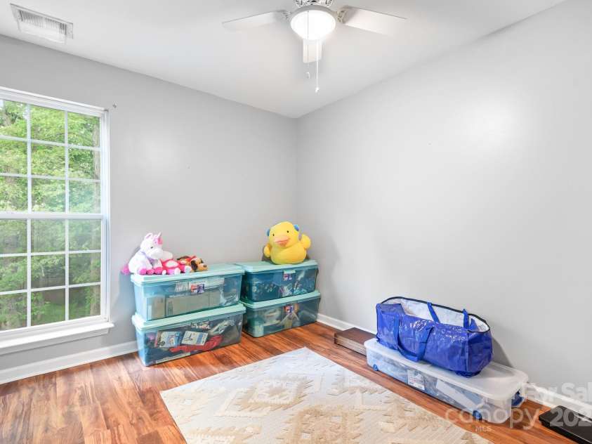 137 Valley Glen Drive, Troutman, NC 28166.  MLS# CAR4251325, YatesRealty ID 18147. 