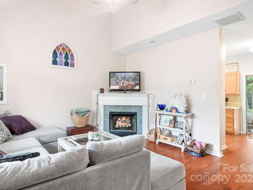 137 Valley Glen Drive, Troutman, NC 28166.  MLS# CAR4251325, YatesRealty ID 18147. Living room