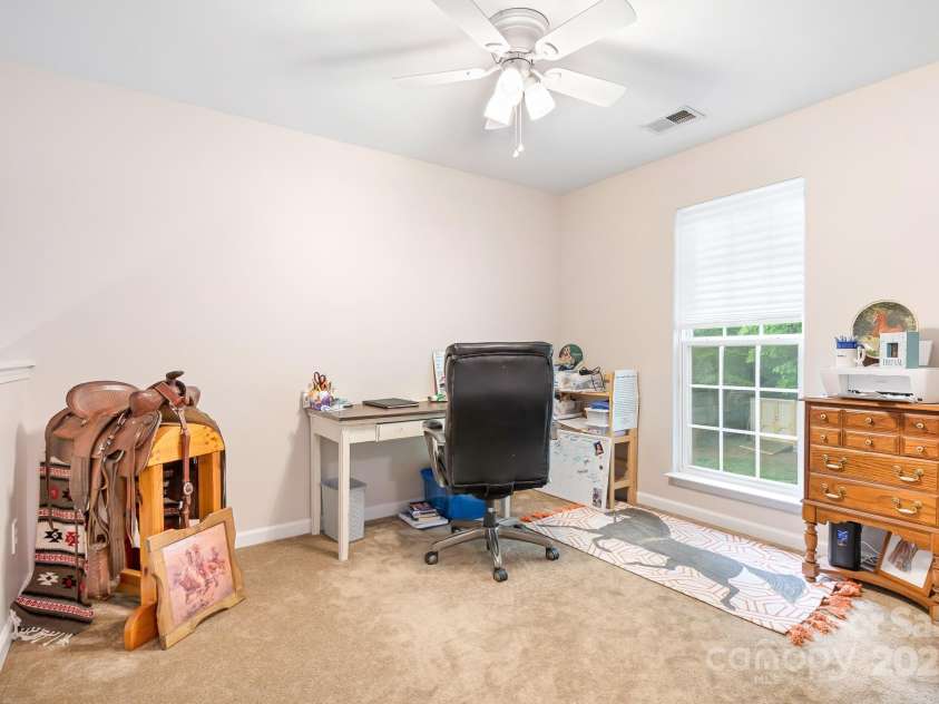 137 Valley Glen Drive, Troutman, NC 28166.  MLS# CAR4251325, YatesRealty ID 18147. Loft