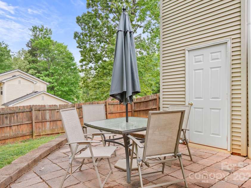137 Valley Glen Drive, Troutman, NC 28166.  MLS# CAR4251325, YatesRealty ID 18147. Patio