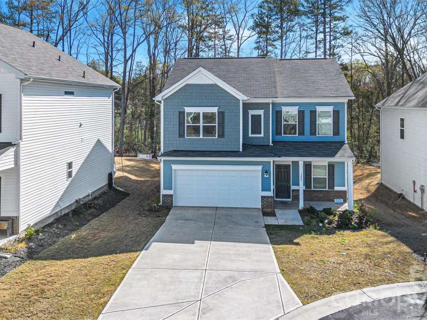 7008 Amberhouse Drive, Charlotte, NC 28212.  MLS# CAR4358844, YatesRealty ID 18149. 