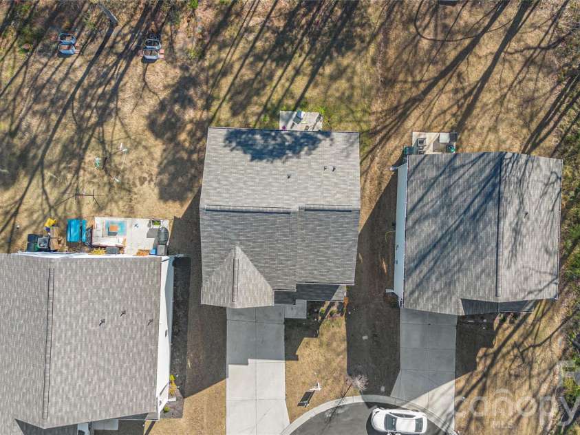 7008 Amberhouse Drive, Charlotte, NC 28212.  MLS# CAR4358844, YatesRealty ID 18149. 