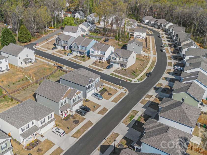 7008 Amberhouse Drive, Charlotte, NC 28212.  MLS# CAR4358844, YatesRealty ID 18149. 