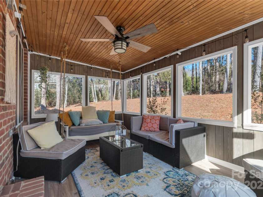 305 Goldfinch Court, Shelby, NC 28150.  MLS# CAR4215639, YatesRealty ID 1815. 